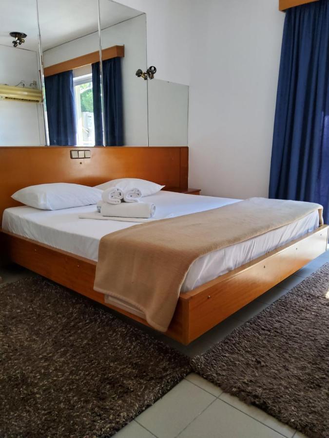Tivoli Hotel Athena Bagian luar foto